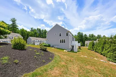 2 Evergreen #2, Bellingham, MA 02019 - Photo 29