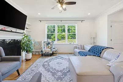 2 Evergreen #2, Bellingham, MA 02019 - Photo 7