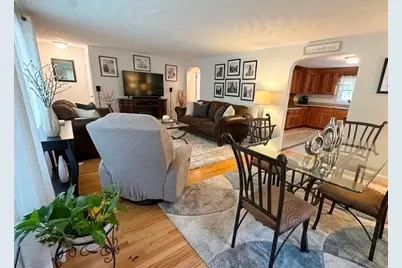 54 Colbert St, Leominster, MA 01453 - Photo 5