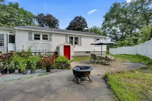 54 Colbert St, Leominster, MA 01453 - Photo 29