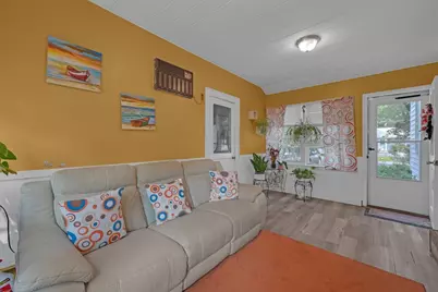 54 Colbert St, Leominster, MA 01453 - Photo 25