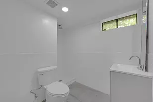 54 Colbert St, Leominster, MA 01453 - Photo 23