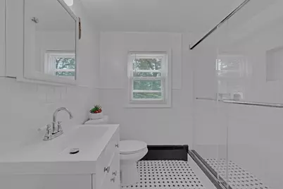 54 Colbert St, Leominster, MA 01453 - Photo 13
