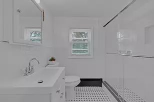 54 Colbert St, Leominster, MA 01453 - Photo 13