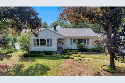 54 Colbert St, Leominster, MA 01453 - Photo 3