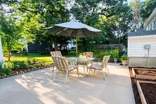 54 Colbert St, Leominster, MA 01453 - Photo 15