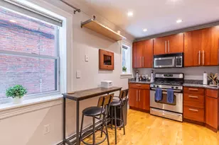 52 Cooper St, Boston, MA 02113 - Photo 7