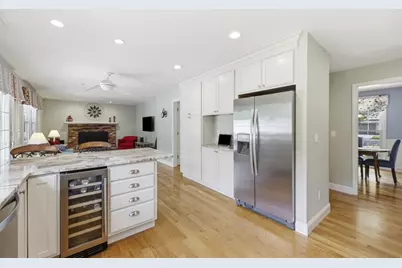 33 Kimberly Dr, South Hadley, MA 01075 - Photo 7