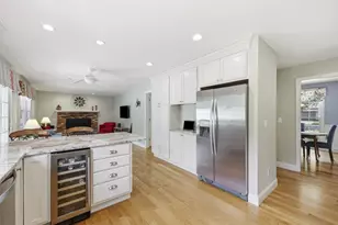33 Kimberly Dr, South Hadley, MA 01075 - Photo 7