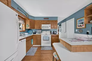22 Evelyn St, New Bedford, MA 02745 - Photo 21