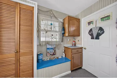 22 Evelyn St., New Bedford, MA 02745 - Photo 7