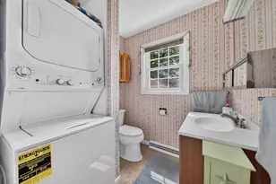22 Evelyn St, New Bedford, MA 02745 - Photo 15