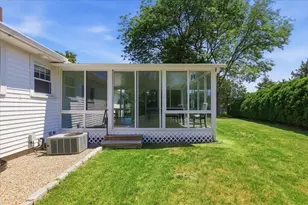 17 Green Dr, Dartmouth, MA 02747 - Photo 15