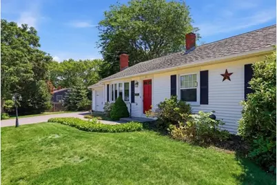 17 Green Dr, Dartmouth, MA 02747 - Photo 9