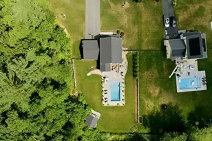3 Trinity Cir, Bridgewater, MA 02324 - Photo 5