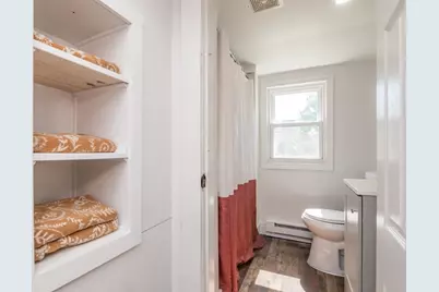 379 Roosevelt Ave, Springfield, MA 01118 - Photo 27