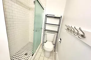 40 Jeffries St, Boston, MA 02128 - Photo 13