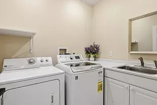 4 Iroquois Ln, Wilbraham, MA 01095 - Photo 27