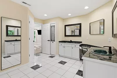 4 Iroquois Ln, Wilbraham, MA 01095 - Photo 33