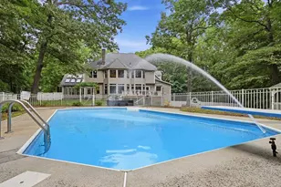 4 Iroquois Ln, Wilbraham, MA 01095 - Photo 5