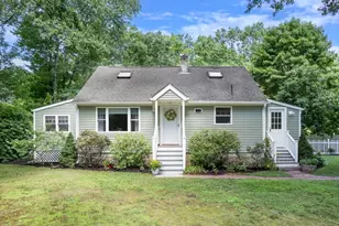 314 Pleasant St, Franklin, MA 02038 - Photo 3