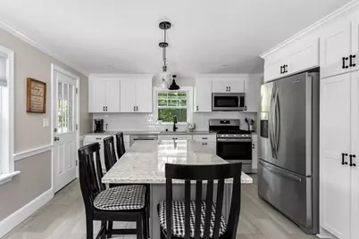 314 Pleasant St, Franklin, MA 02038 - Photo 17