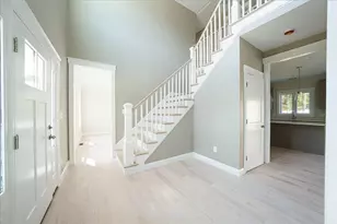 121 Valerie Run, Northbridge, MA 01534 - Photo 19