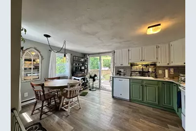 78 Upland St, Worcester, MA 01604 - Photo 11
