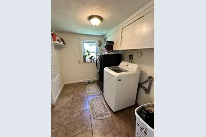 78 Upland St, Worcester, MA 01604 - Photo 9