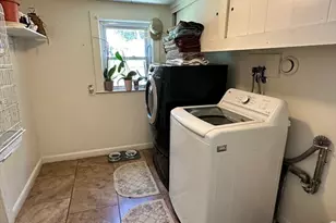 78 Upland St, Worcester, MA 01604 - Photo 9