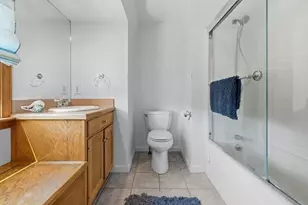 20 Kane St, Fairhaven, MA 02719 - Photo 29