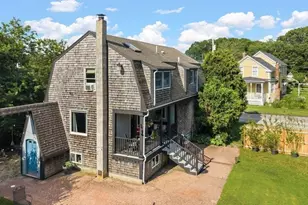 20 Kane St, Fairhaven, MA 02719 - Photo 3