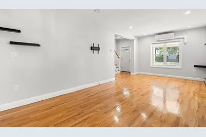 334 E Squantum St, Quincy, MA 02171 - Photo 9