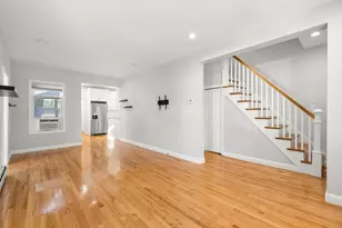 334 E Squantum St, Quincy, MA 02171 - Photo 7