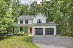 59 Ice Pond Dr, Northampton, MA 01062 - Photo 1