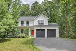59 Ice Pond Dr, Northampton, MA 01062 - Photo 1