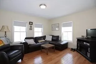 12 Garfield St, Marlborough, MA 01752 - Photo 3