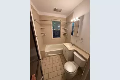 105 Grant St, Gardner, MA 01440 - Photo 9
