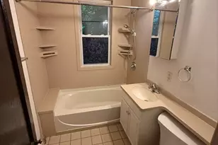 105 Grant St, Gardner, MA 01440 - Photo 9