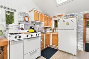 262 Old Wharf Rd, Dennis, MA 02639 - Photo 17