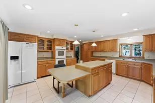 175 Granby Rd, South Hadley, MA 01075 - Photo 5