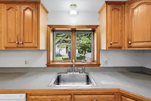 175 Granby Rd, South Hadley, MA 01075 - Photo 7