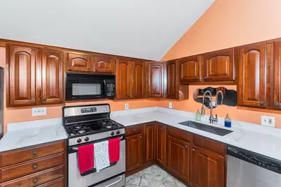82 Montgomery St, Westfield, MA 01085 - Photo 21