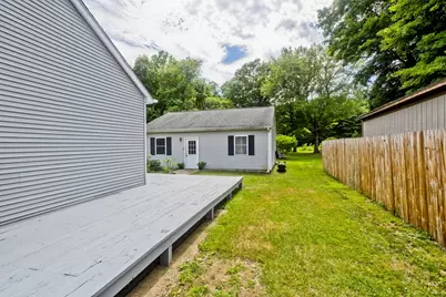 82 Montgomery St, Westfield, MA 01085 - Photo 7