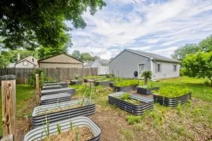 82 Montgomery St, Westfield, MA 01085 - Photo 13