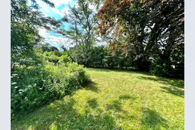 26 Winthrop Ave, Oak Bluffs, MA 02557 - Photo 5