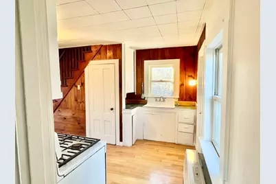 26 Winthrop Ave, Oak Bluffs, MA 02557 - Photo 21