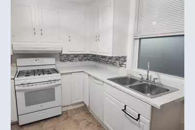 290 Highland Ave #1, Quincy, MA 02170 - Photo 3