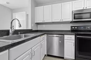 30 Franklin St, Malden, MA 02148 - Photo 11