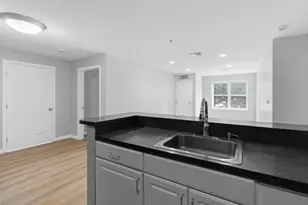 30 Franklin St, Malden, MA 02148 - Photo 9